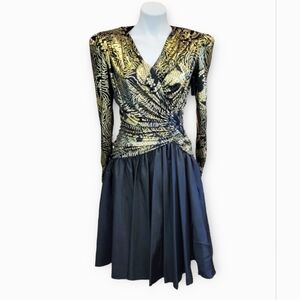 Vintage Diamonds Run by Wayne Diamond Gold And Black Cocktail Dress